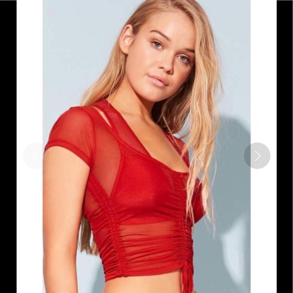 2 Mesh Crop Top - Picture 5 of 6